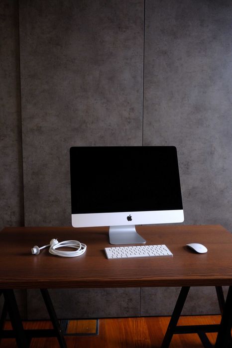 IMac Retina 4K 21.5' | 2017 | Intel Core i5 | AMD Radeon Pro 555 | 256G SSD