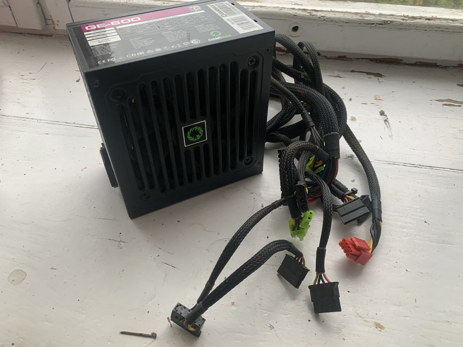 Блок питания 600w gamemax