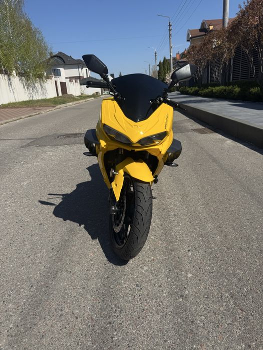 Новий Electromoto EM Panigale Plus 2025