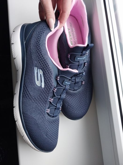 Кроссовки Skechers