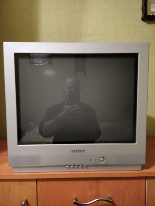 Продам телевизор Samsung