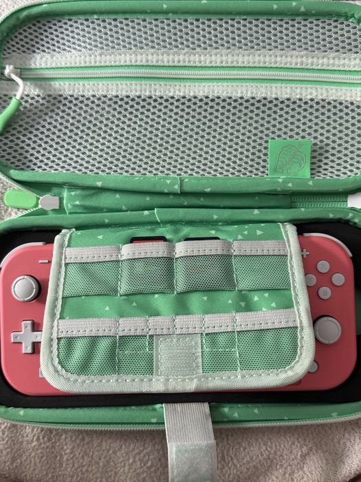 Nintendo Switch Lite Rosa (Como Nova) + 2 Jogos (Mario + Crash) + Capa