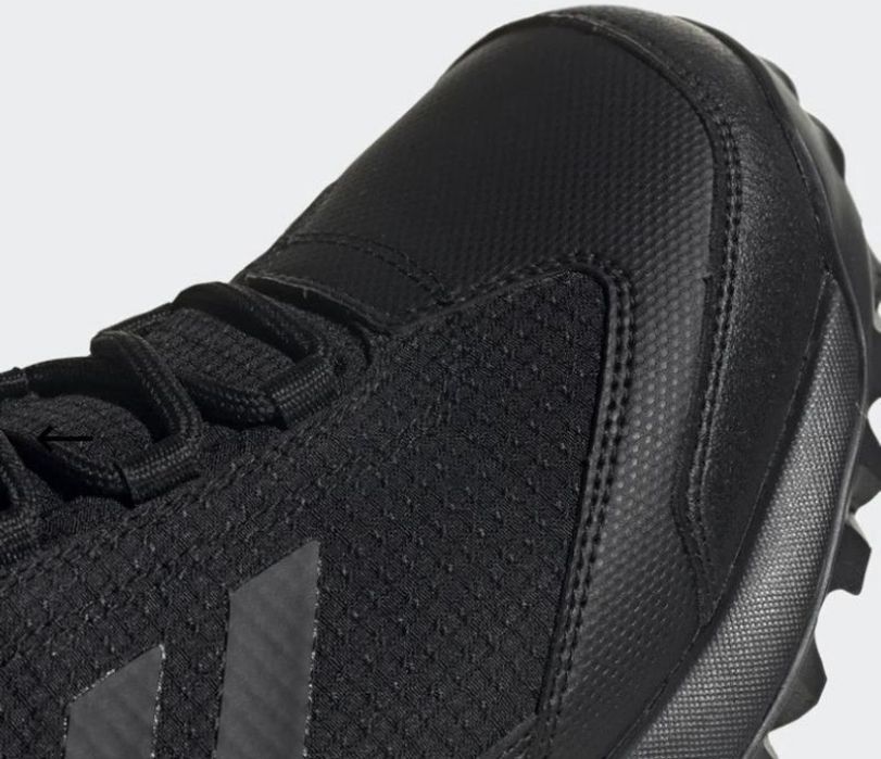 Оригінальні черевики Adidas 41.5, 42, 42.5, 43.5, 44, 44.5, 45.5, 46,