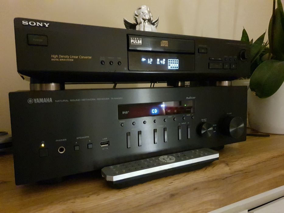 Yamaha R-N402D Stan wzorowy idealny Musiccast Spotify black