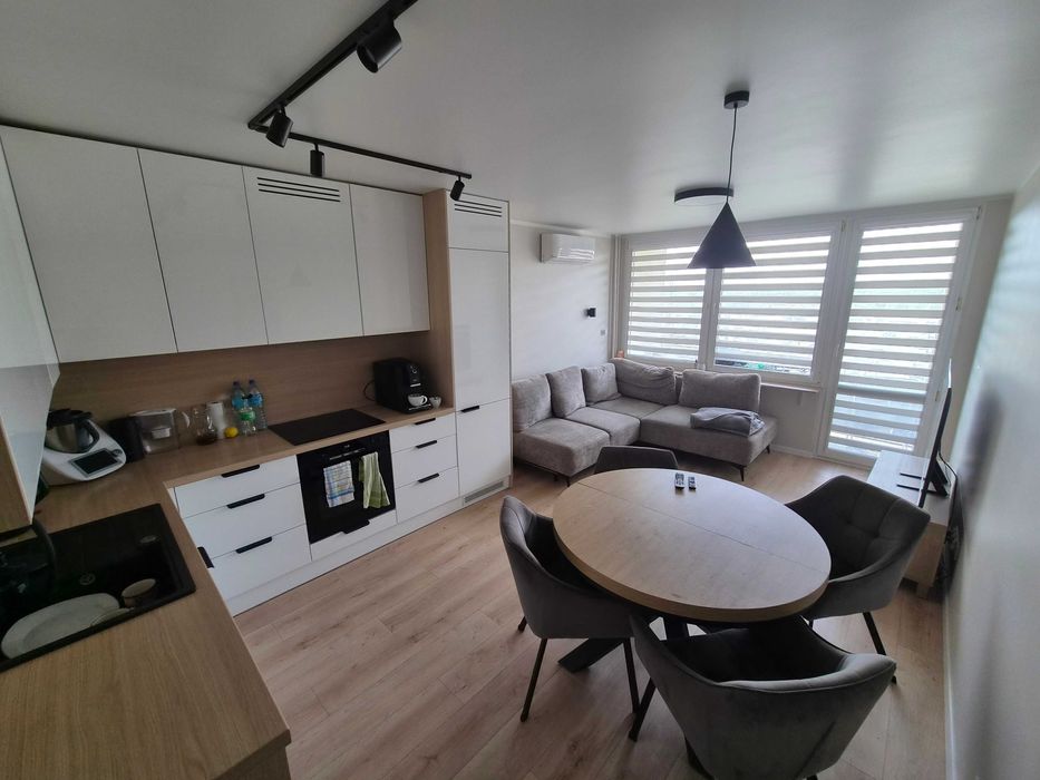 Na sprzedaż 66,65 m² | 4 pokoje | Wrocław – Nowy Dwór | po remoncie | klimatyzacja | BEZ POŚREDNIKÓW!