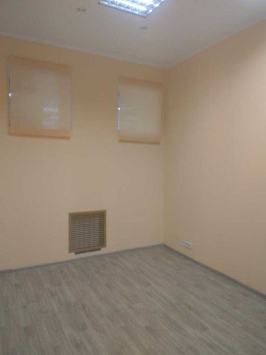 Здам в оренду офісне приміщення в Центрі.