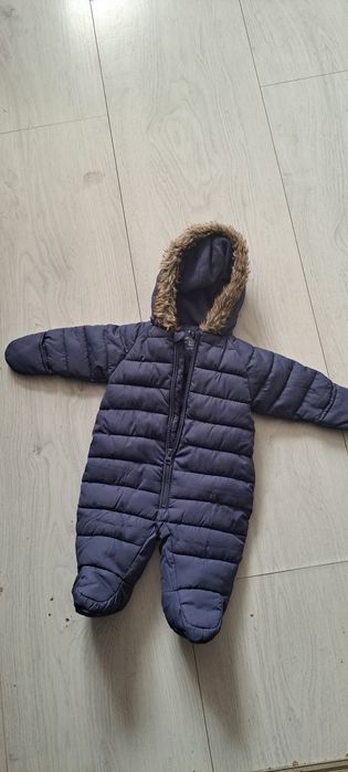 Kombinezon chlopiecy jak nowy 62cm