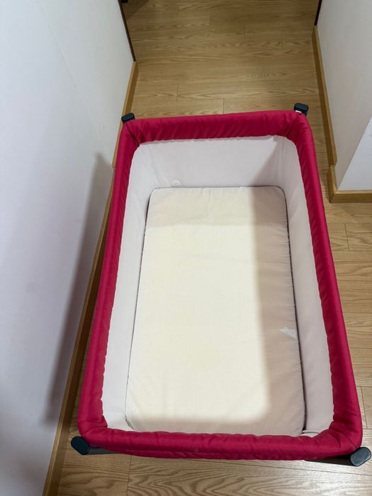 Berço e andador como novos