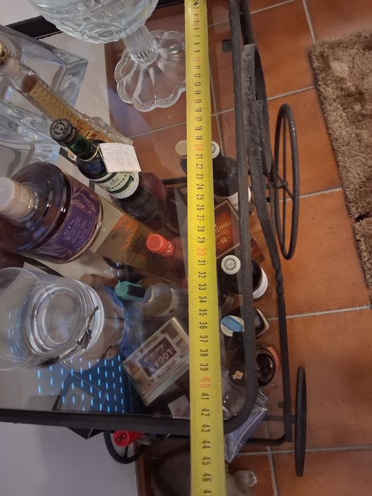Carrinho em ferro forjado