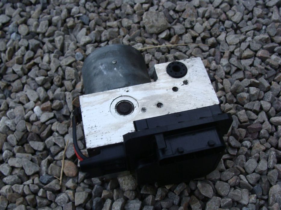 abs audi a4 a6 passat b5 8e0614111t !!!