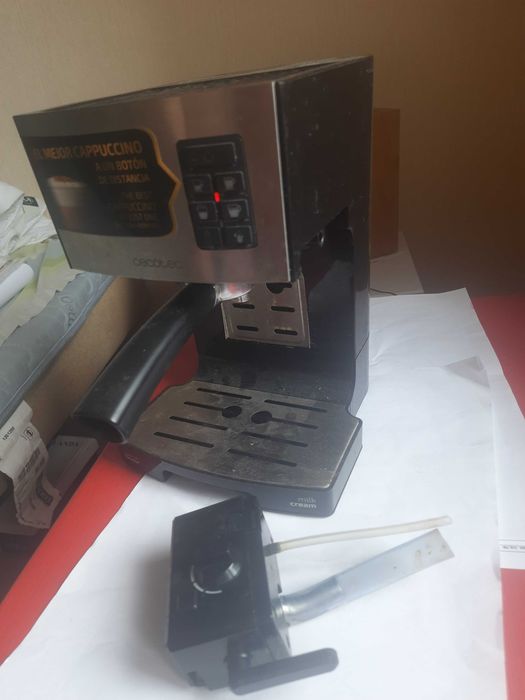 Набор 3 кофемашин: Ecotec ccino 20 01506, DeLonghi EC 9 и ECP 35.31