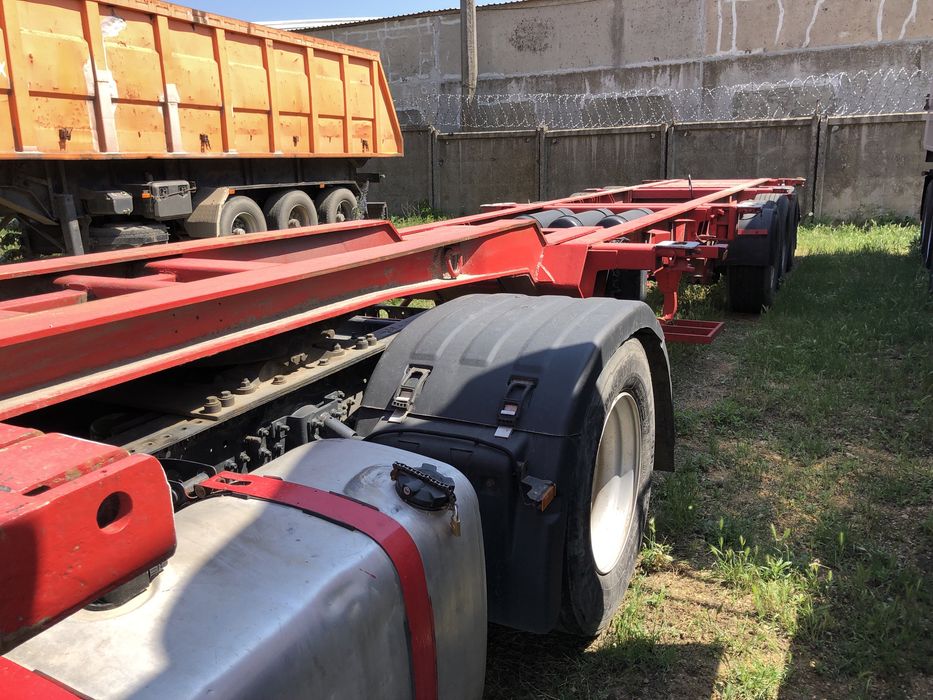 Обменяю полуприцеп хайкю 20/40/2(20)