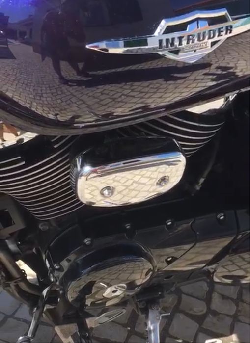 Suzuki Intruder M800