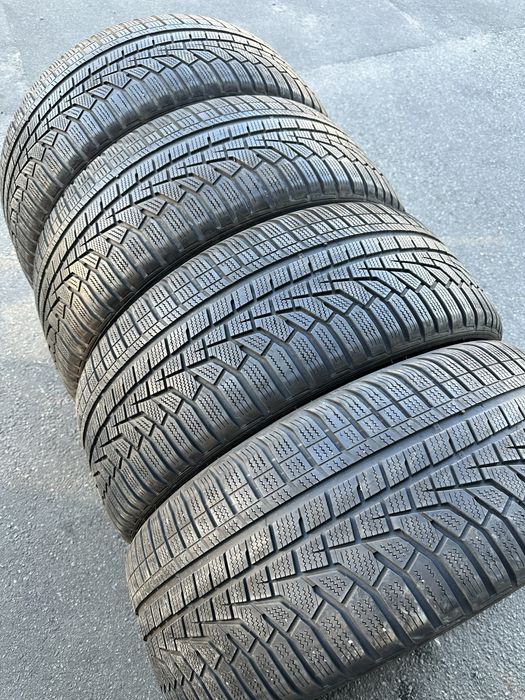 Шини 235 50 19 103H Hankook Winter I*cept Evo2 комплект