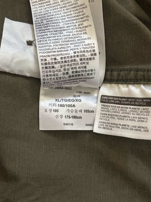 Куртка Levi’s (jacket кофта пуховик худі джинси карго тнф)