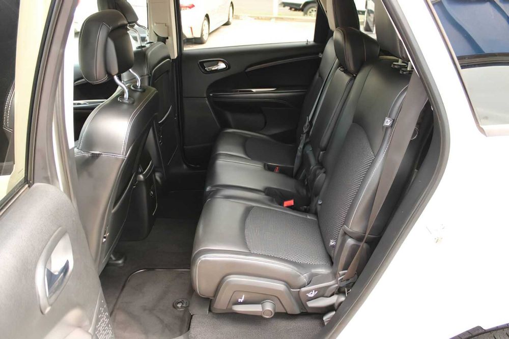 Dodge Journey Crossroad      2019