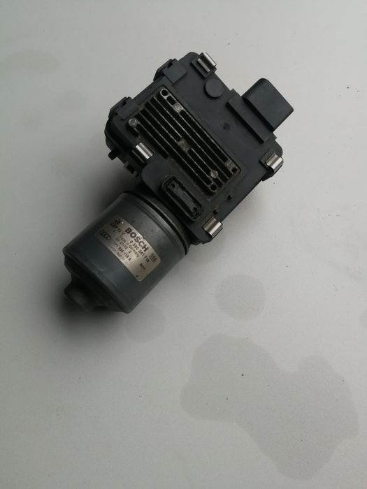 Моторчик двірників audi a3p8