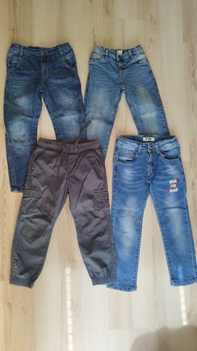 Ubrania dla chłopca 4-5 lat
