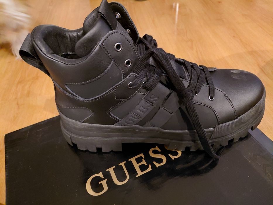 buty  guess  męskie  45  rozmiar  nowe