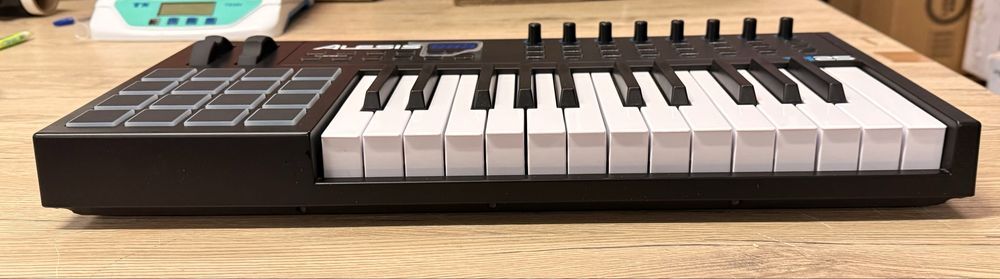 Alesis VI25 - Klawiatura Midi stan idealny