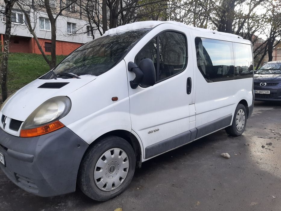 Оренда пасажирського буса з водієм,7+1.