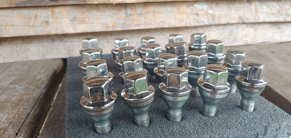 Śruby do felg 12x1.25