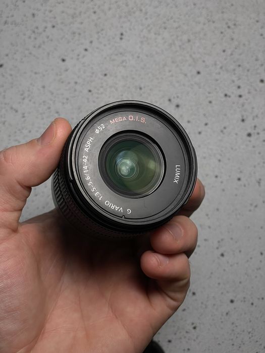 Вживаний Panasonic Lumix 14-42mm 3,5-5,6 ASPH. OIS