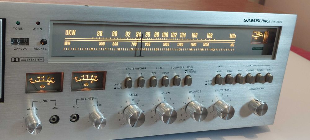 Magnetofon radio amplituner Samsung STK3400