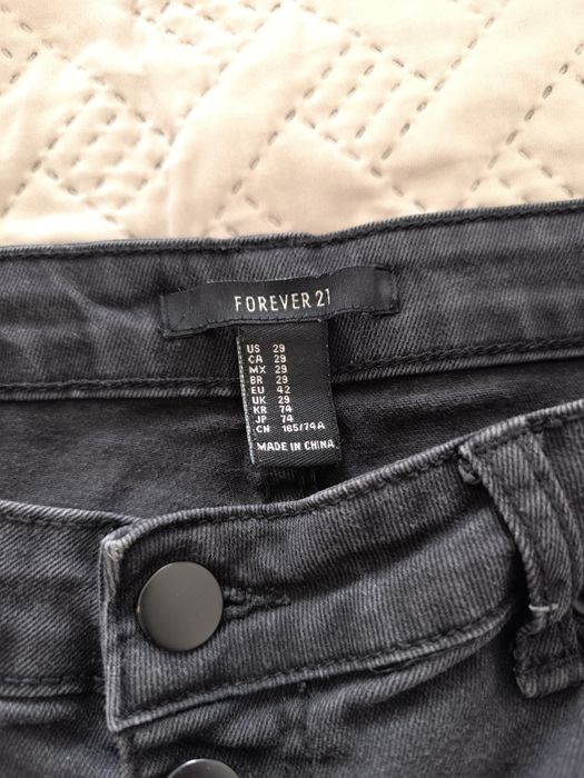 Czarne szorty Forever 21