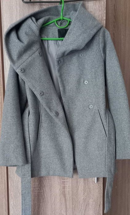 Пальто жіноче міжсезонне