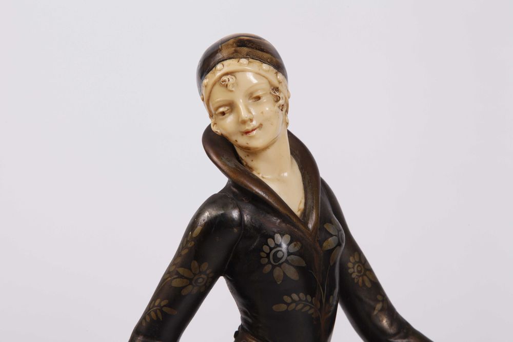 Escultura Senhora com cães – zamak