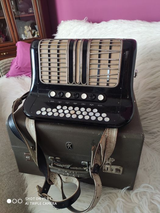Akordeon Hohner Ouverture IV