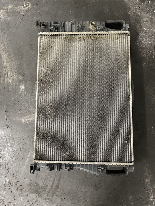 Chłodnica mercedes w211 e klasa 2.7 3.2 CDI