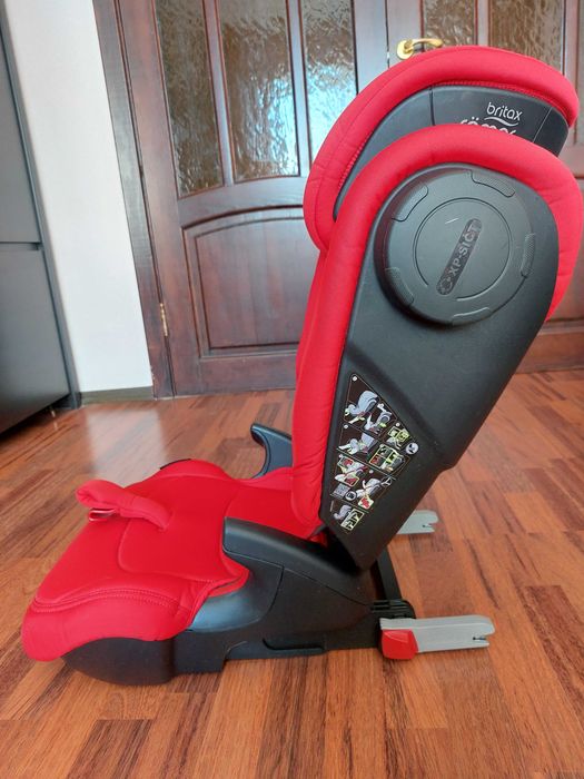 Автокресло BRITAX-ROMER KIDFIX III M Universal 15-36 kg