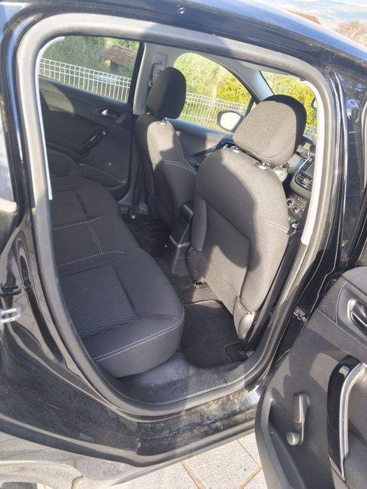 Peugeot 208 1.6bluehdi