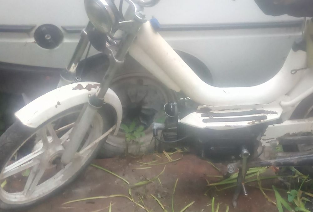 Продам скутер італія