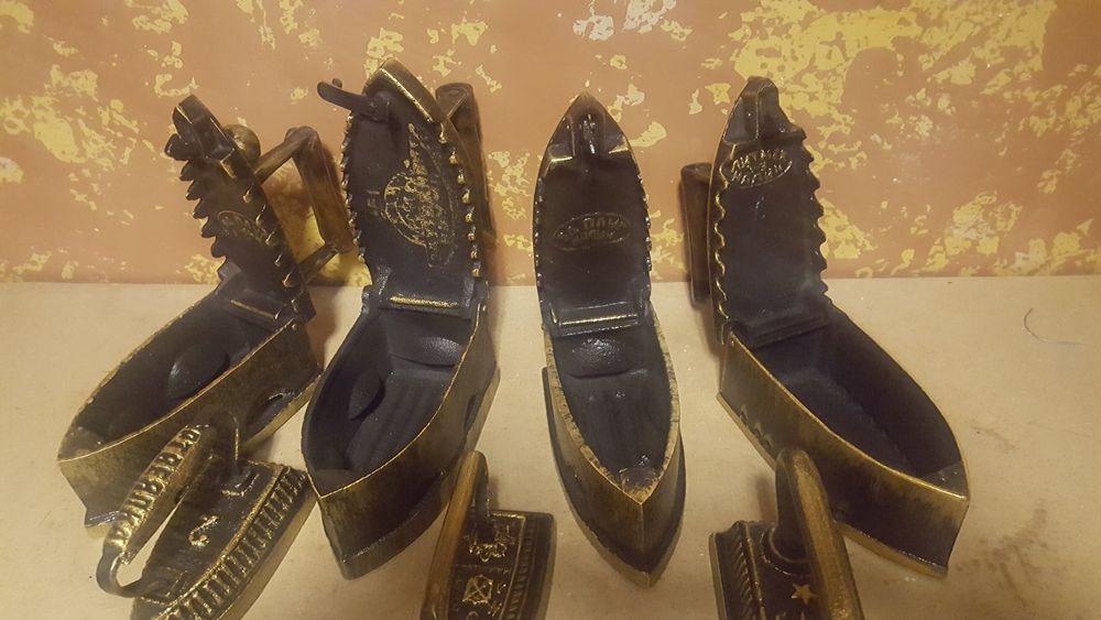 Утюг праска угольный на углях кафе раритет ретро интерьер антиквар