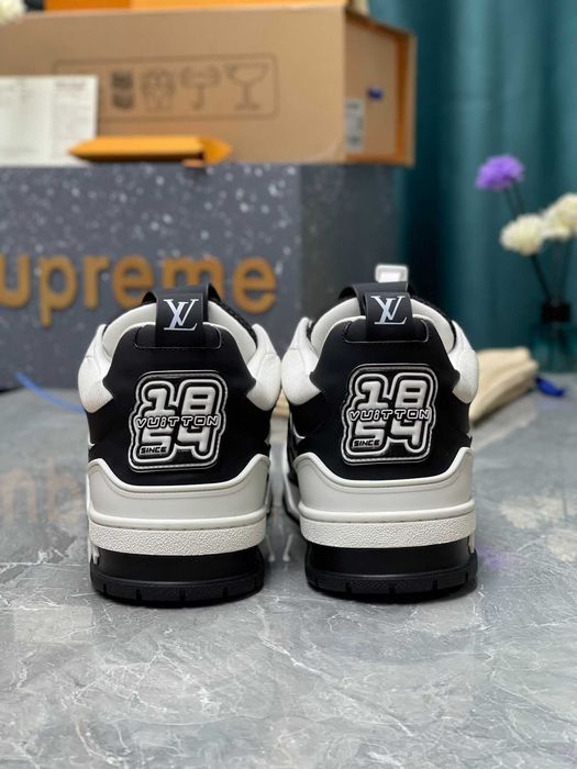 Louis Vuitton LV Skate Sneaker Marine White Black r.39