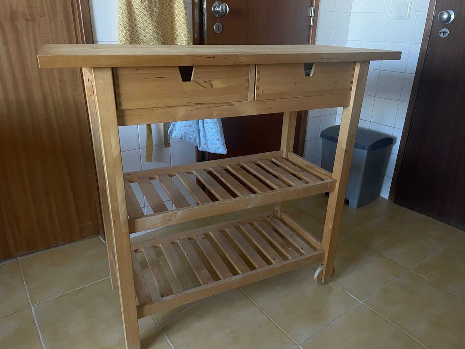 Móvel Ikea em bom estado