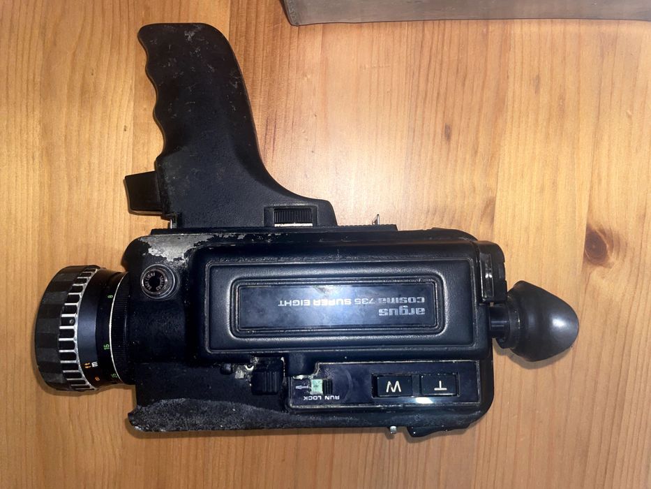 Câmara de filmar Super 8 Argus Cosina 735