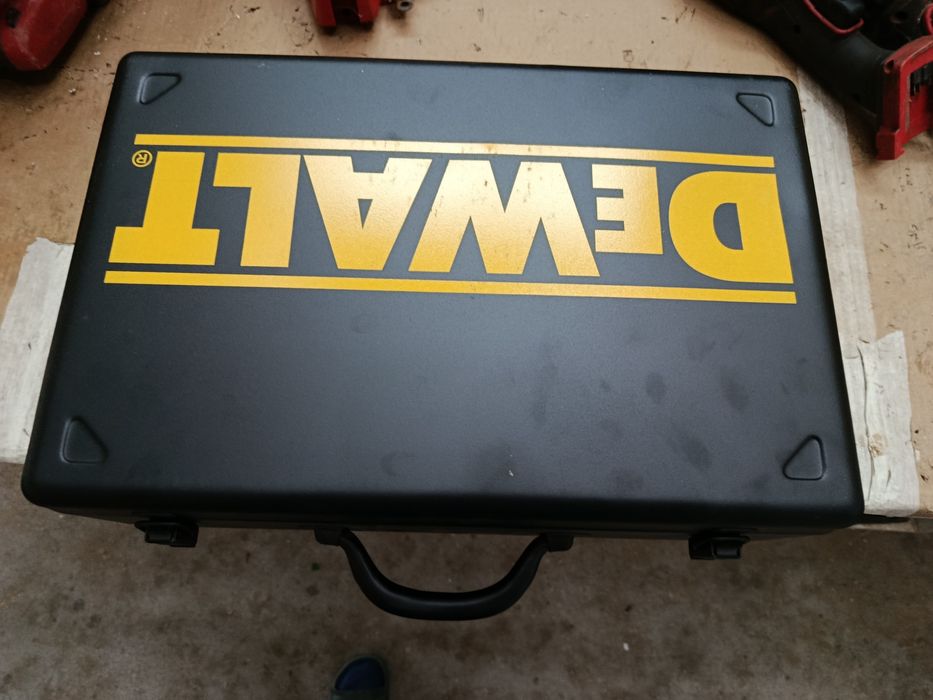 Sprzedam lamelownice DeWalt nowa nie używana zadko spotykany model