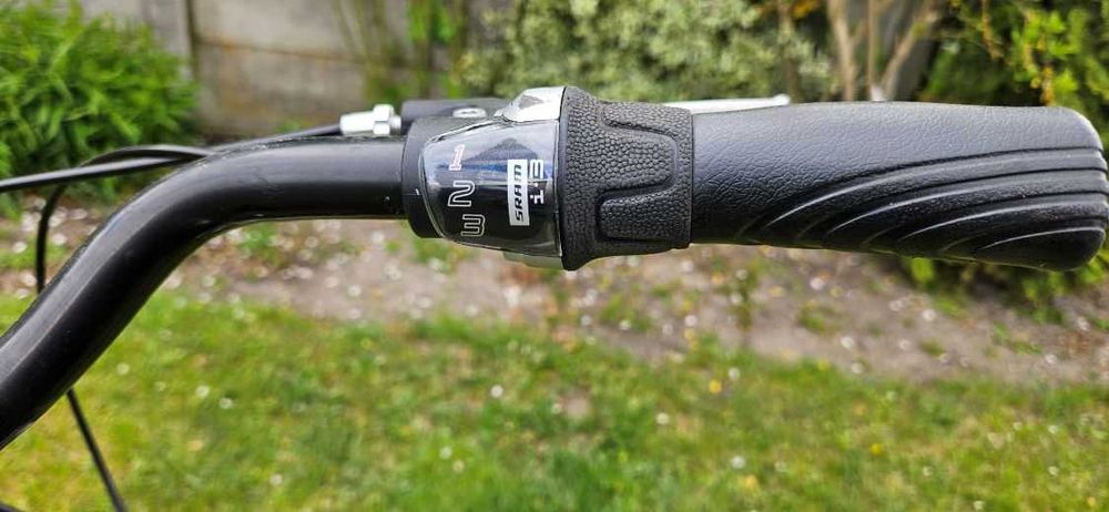 Rower miejski Delta City 28” – stan bardzo dobry, 3 biegi Shimano Nexus