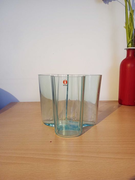 Vaso da iittala ( Finnish design) Aalto