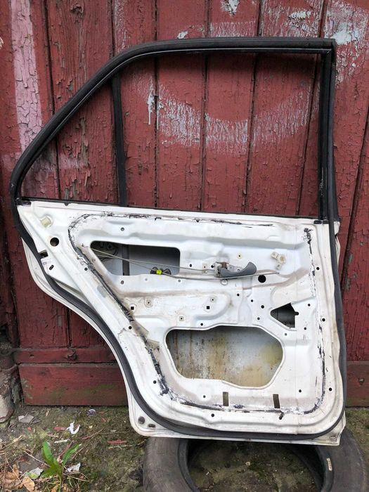 Mitsubishi Lancer EVO III (evolution) komplet drzwi