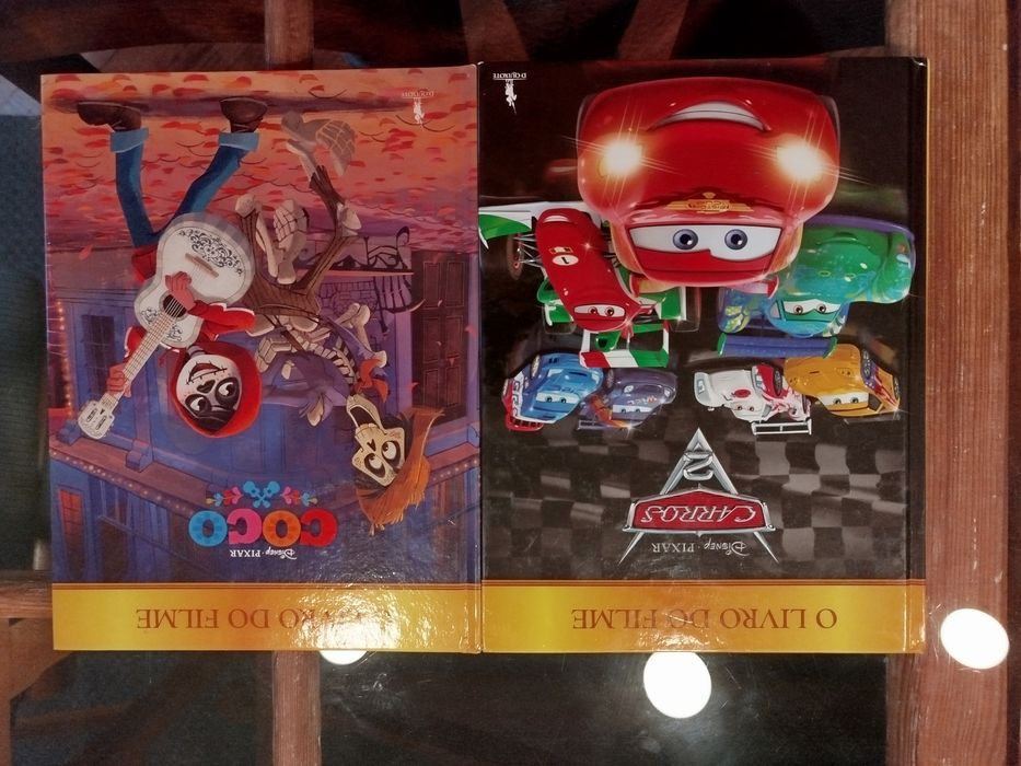 Diversos livros infantis a 2€ cada Disney e outros