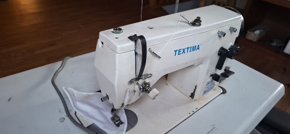 Промислове швейна обладнання