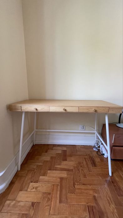 Secretaria Ikea Madeira