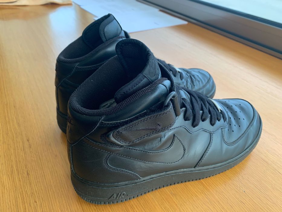 Nike Air Force 1 Mid '07 Preto