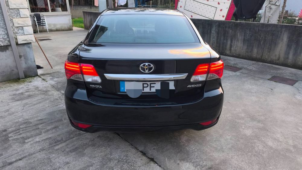 Toyota Avensis III 2.0 D-4D (Diesel)