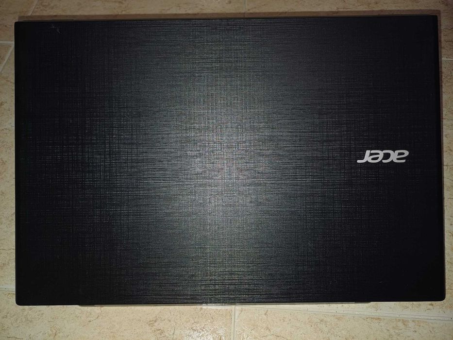 Acer Aspire E5-573: i5 2.70 GHz, RAM 16 GB, SSD 250 GB, HDD 640 GB64283861266049122